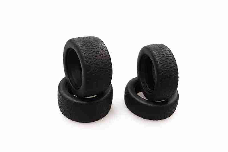 Carisma RC - GT24B 38 SHORE TIRE SET Carisma RC - GT24B 38 SHORE TIRE SET