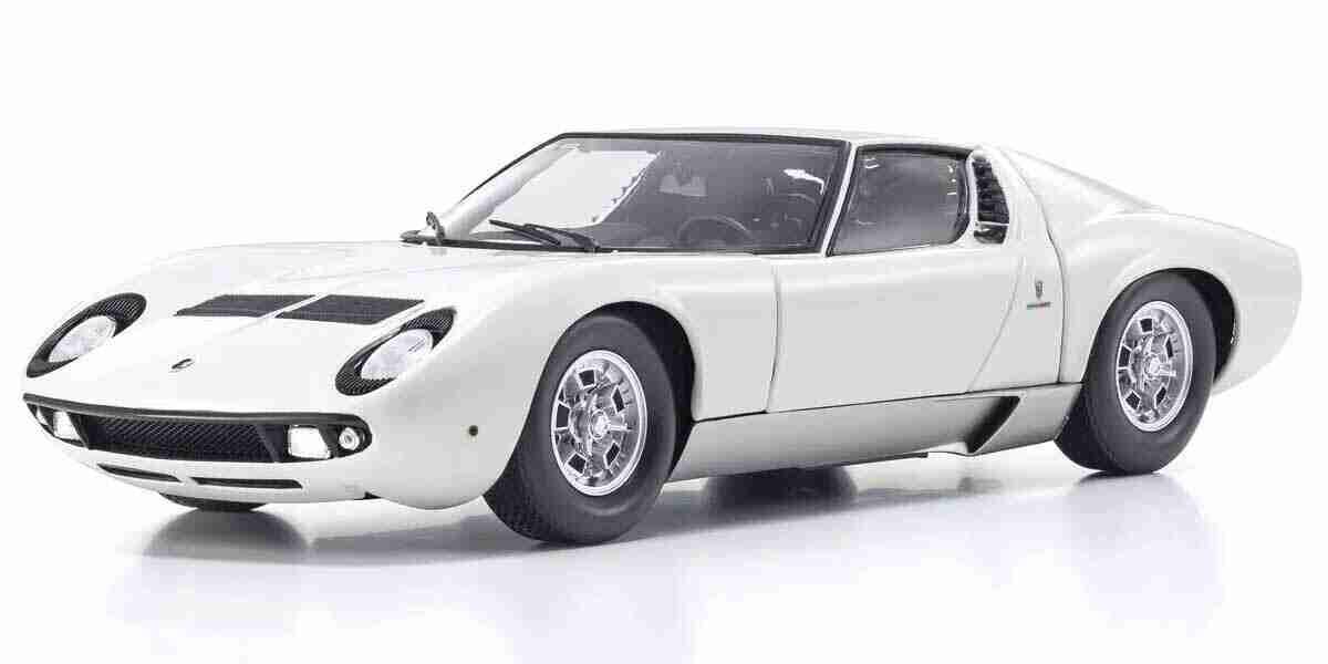 Kyosho 1:18 Lamborghini Miura P400 1968 White-Silver KS08314W Kyosho 1:18 Lamborghini Miura P400 1968 White-Silver