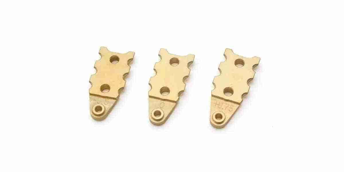 Kyosho Mini-Z MR03 Rear Suspension Brass Plate Holder (0.5-0-0.75mm) - R246-1321HW Kyosho Mini-Z MR03 Rear Suspension Brass Plate Holder (0.5-0-0.75mm) - R246-1321HW
