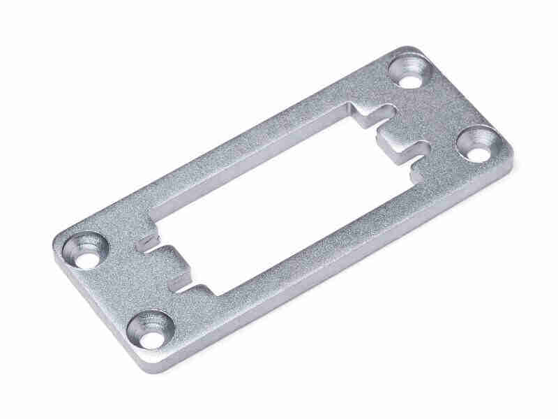 Maverick-24014-Servo-Mount-Plate-Blackout-Mt Maverick 24014 Servo Mount Plate (Blackout Mt)